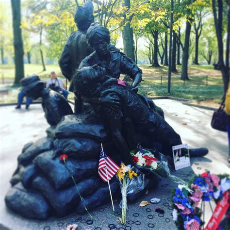 why are there hair ties at the vietnam memorial